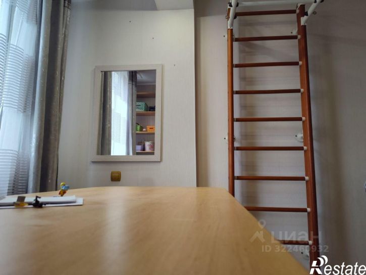 3-комн квартира ул Сун Ят-Сена, 61 2,  д. 61 2,  к. 2