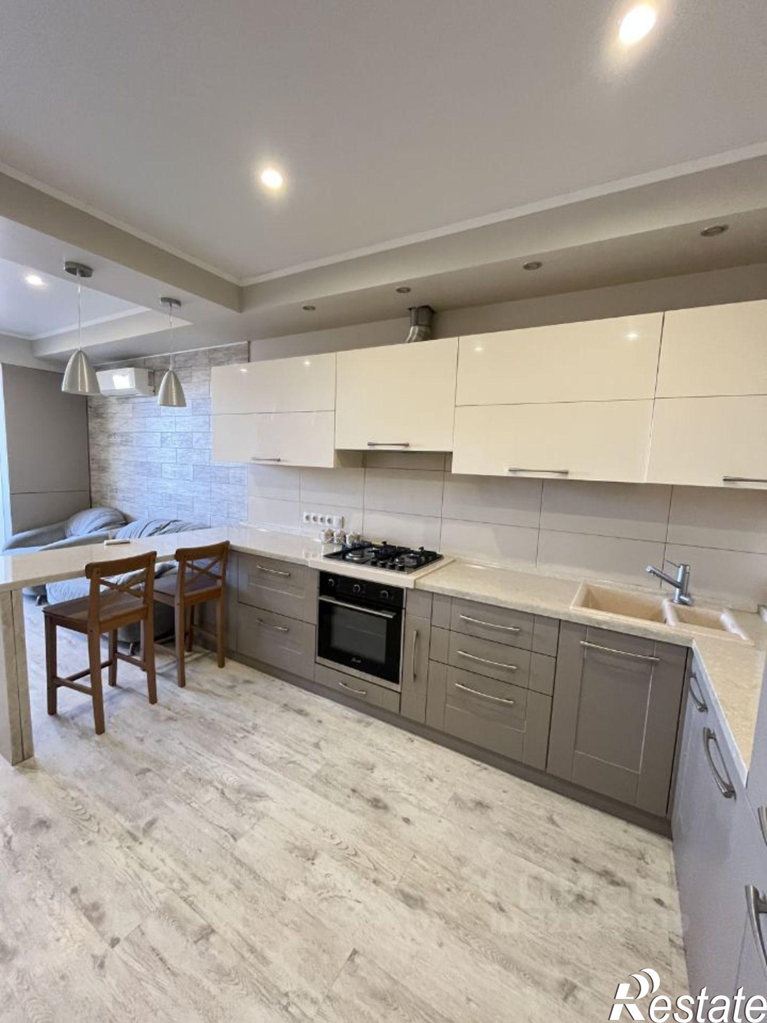 Сдать квартиру за 45 000 рублей на улица Ахшарумова, 46