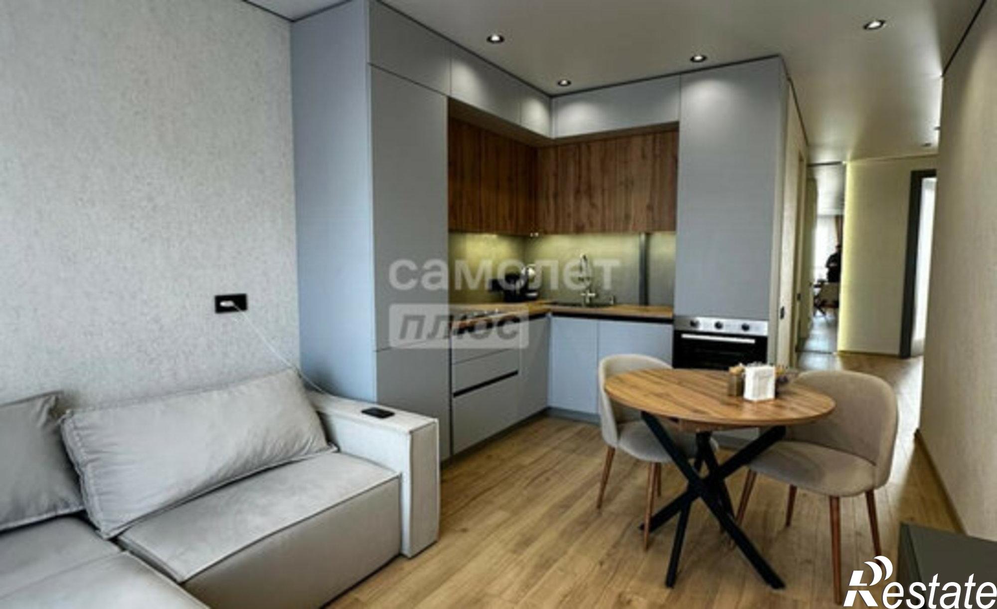 Купить квартиру за 9 900 000 рублей на Автомобильная улица, 8