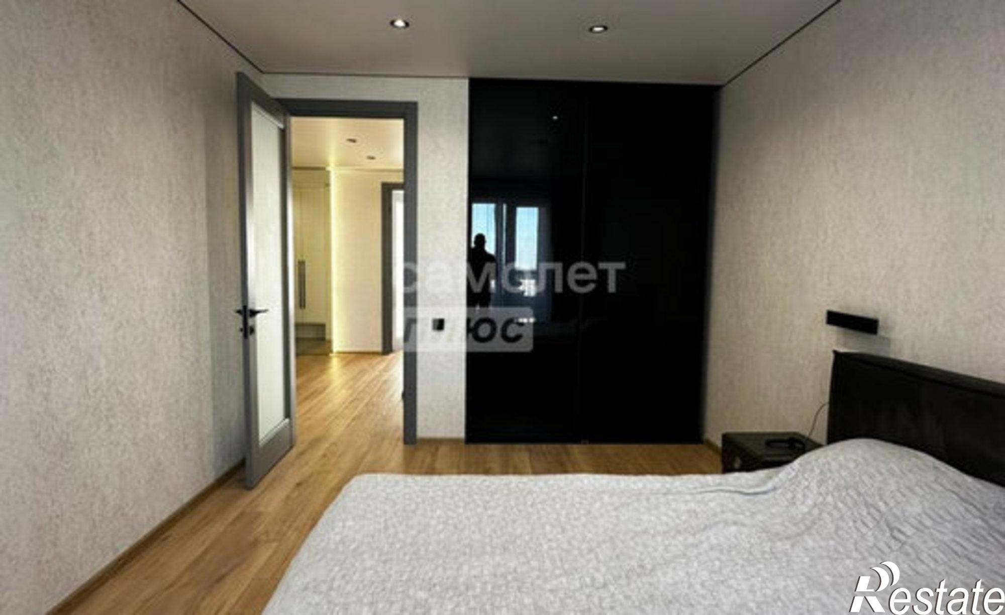 Купить квартиру за 9 900 000 рублей на Автомобильная улица, 8