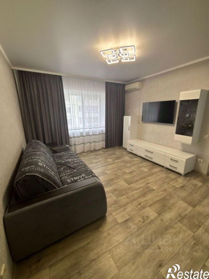 2-комн квартира улица Безжонова, 82 к1,  д. 82 к1