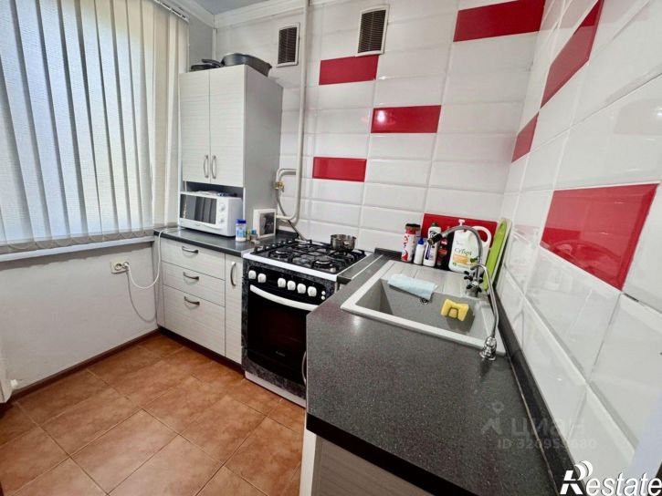 2-комн квартира улица Михаила Луконина, 10,  д. 10