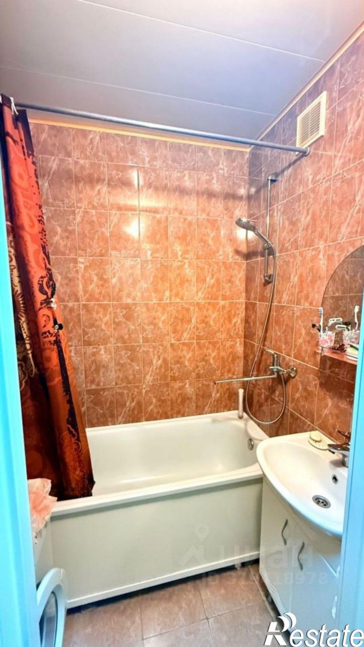 2-комн квартира улица Валерии Барсовой, 2,  д. 2