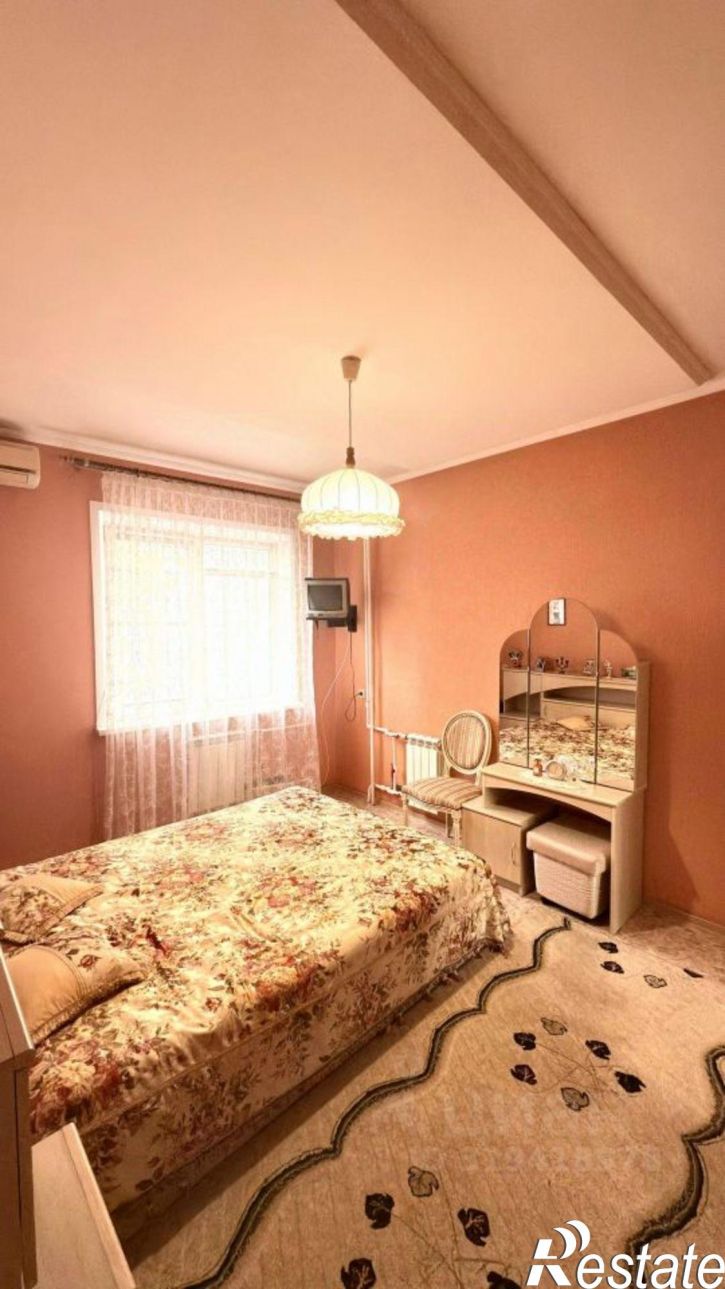 2-комн квартира улица Валерии Барсовой, 2,  д. 2