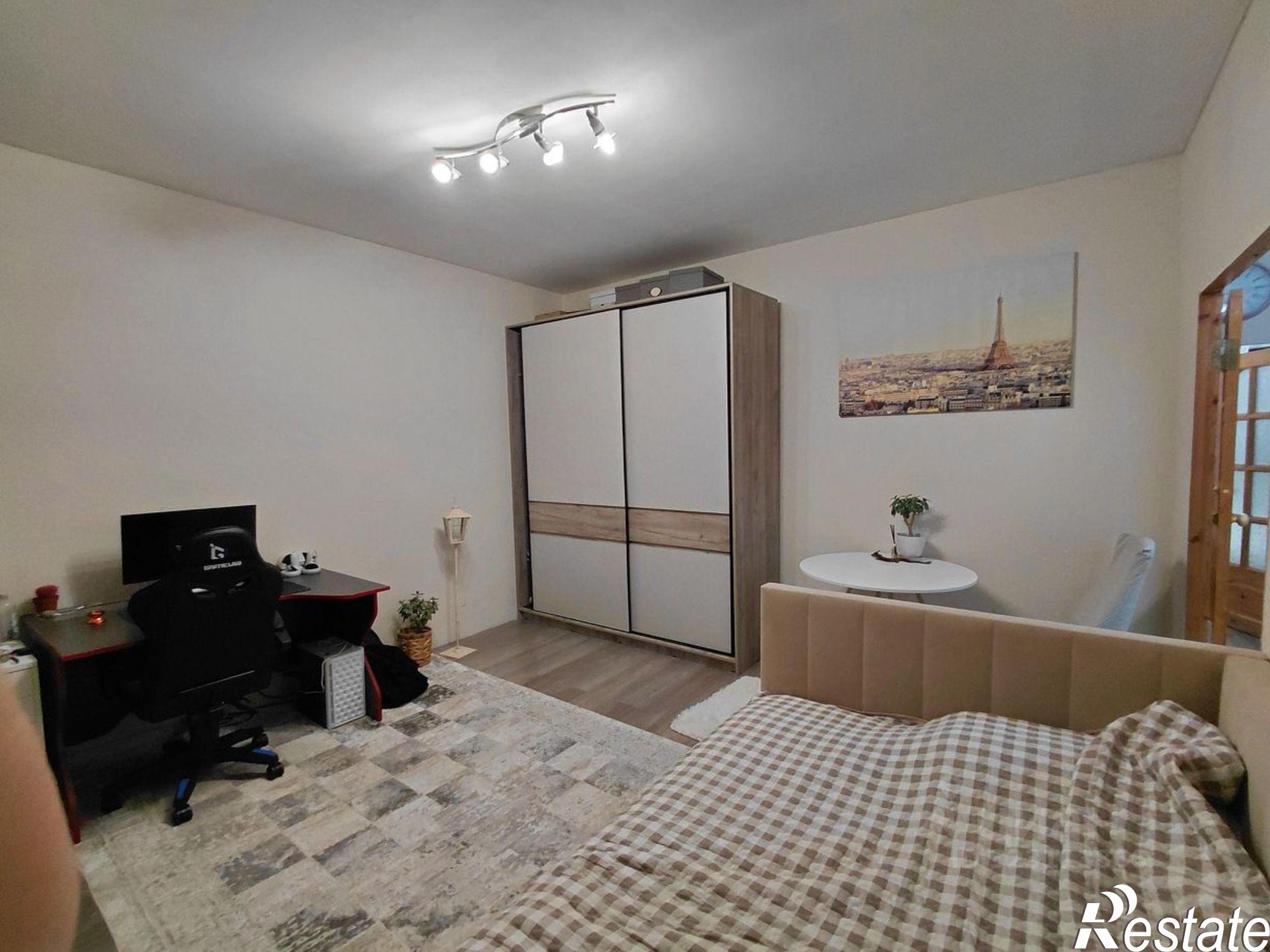 Купить квартиру за 5 000 000 рублей на улица Валерии Барсовой, 15 к1