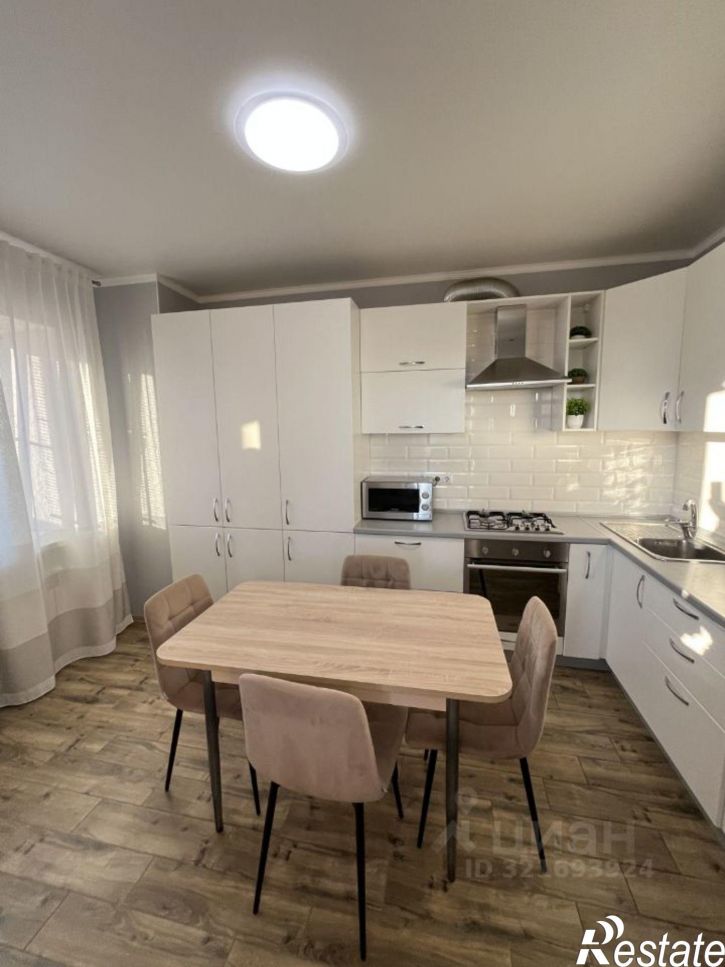 1-комн квартира улица Менжинского, 3,  д. 3