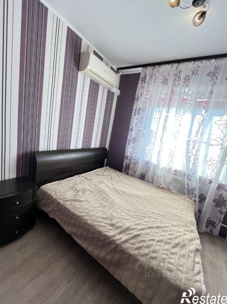 3-комн квартира улица Бориса Алексеева, 67,  д. 67