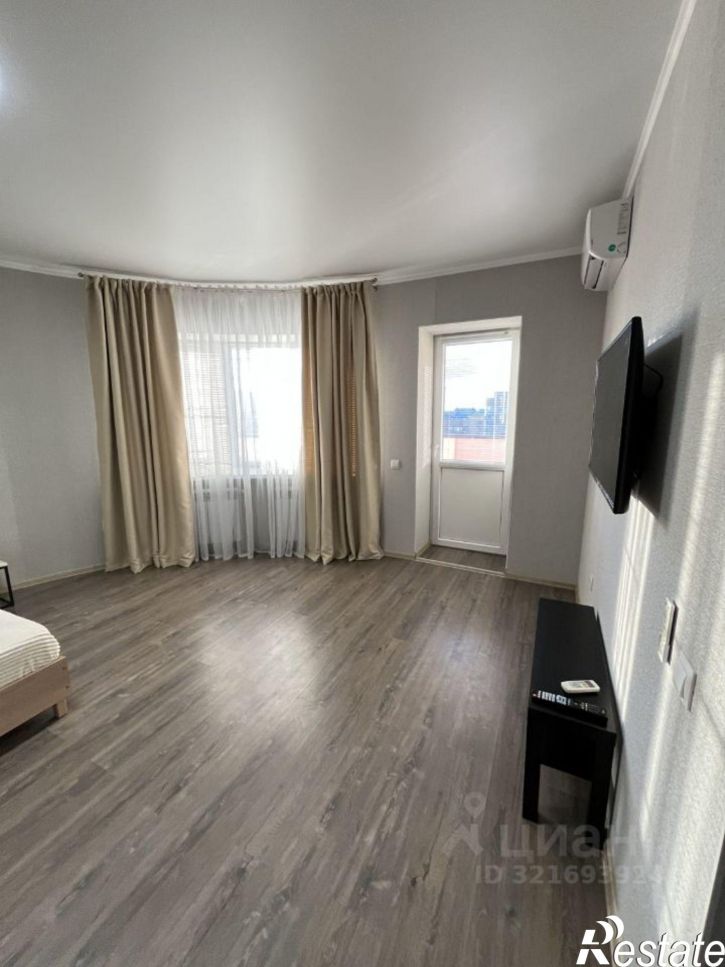 1-комн квартира улица Менжинского, 3,  д. 3