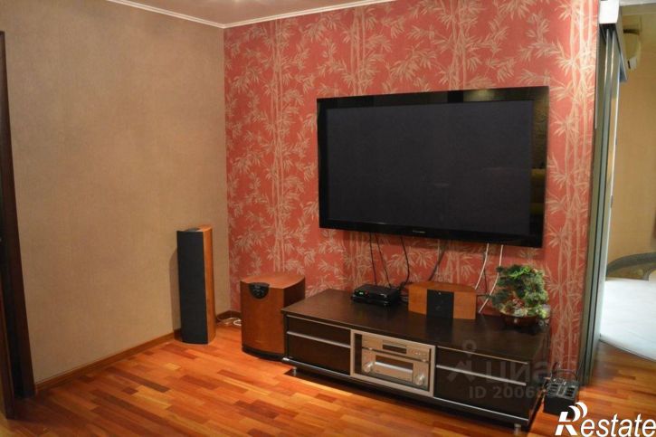 3-комн квартира проспект Губернатора Анатолия Гужвина, 3,  д. 3