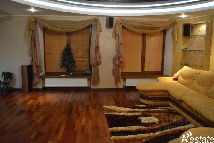 3-комн квартира проспект Губернатора Анатолия Гужвина, 3,  д. 3