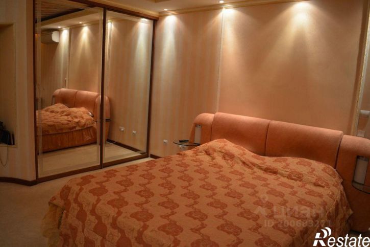 3-комн квартира проспект Губернатора Анатолия Гужвина, 3,  д. 3