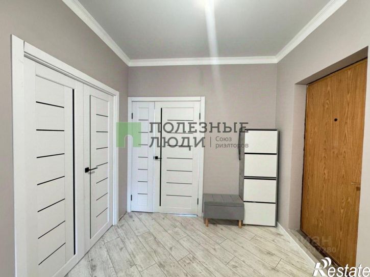 4-комн квартира улица Медиков, 5,  д. 5