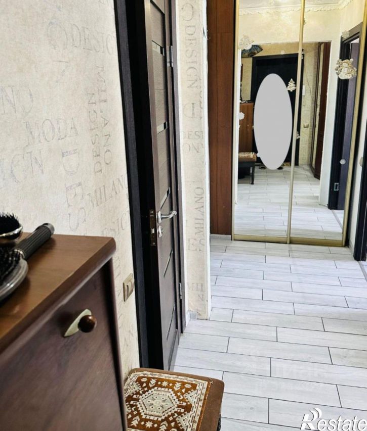 2-комн квартира Астрахань, улица Безжонова, 2