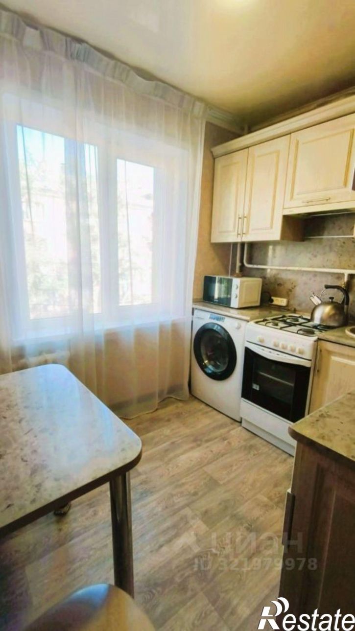 3-комн квартира улица Софьи Перовской, 103 к25,  д. 103 к25