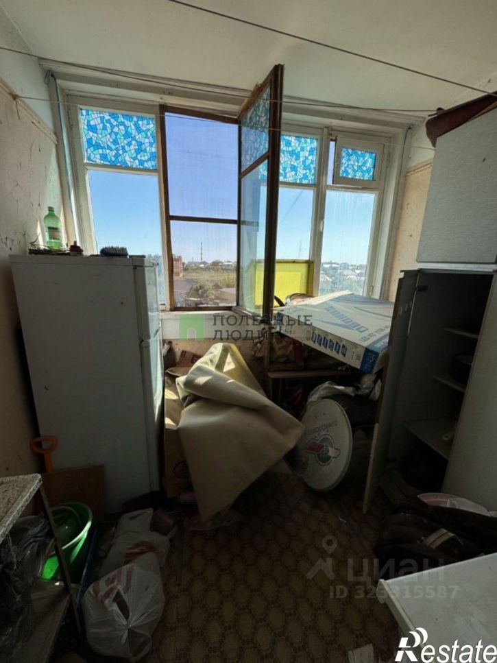 3-комн квартира Астрахань г., Кировский