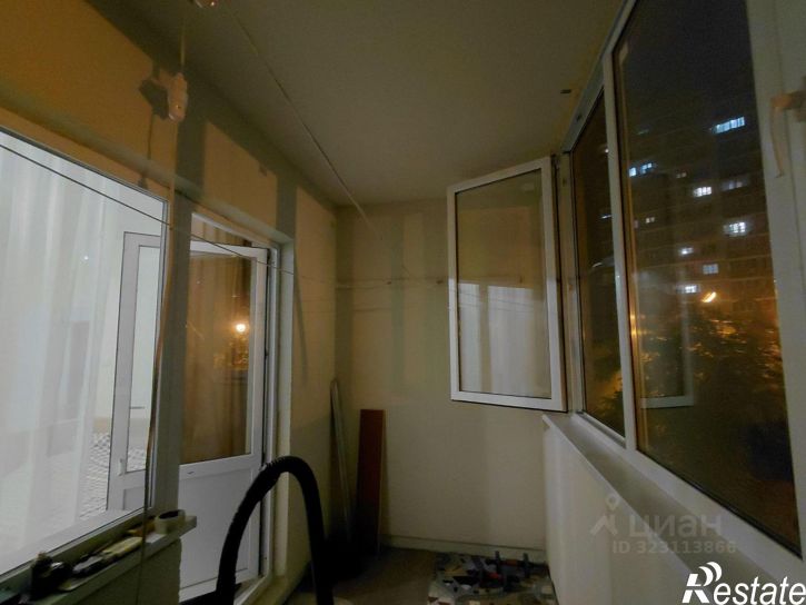 3-комн квартира улица Валерии Барсовой, 15 к1,  д. 15 к1