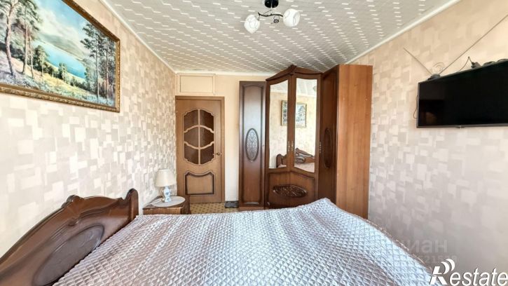 3-комн квартира улица 11-й Красной Армии, 8,  д. 8