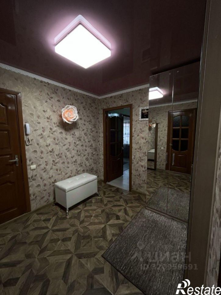 4-комн квартира Астрахань г., Ленинский