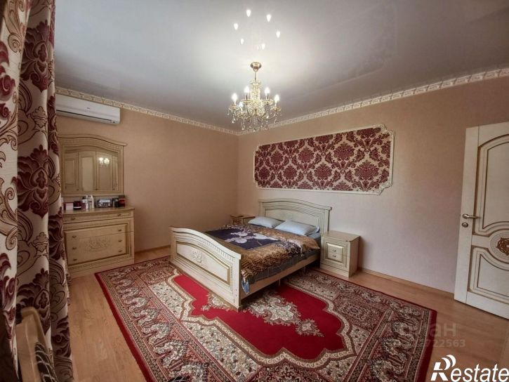 3-комн квартира Астрахань г., Советский