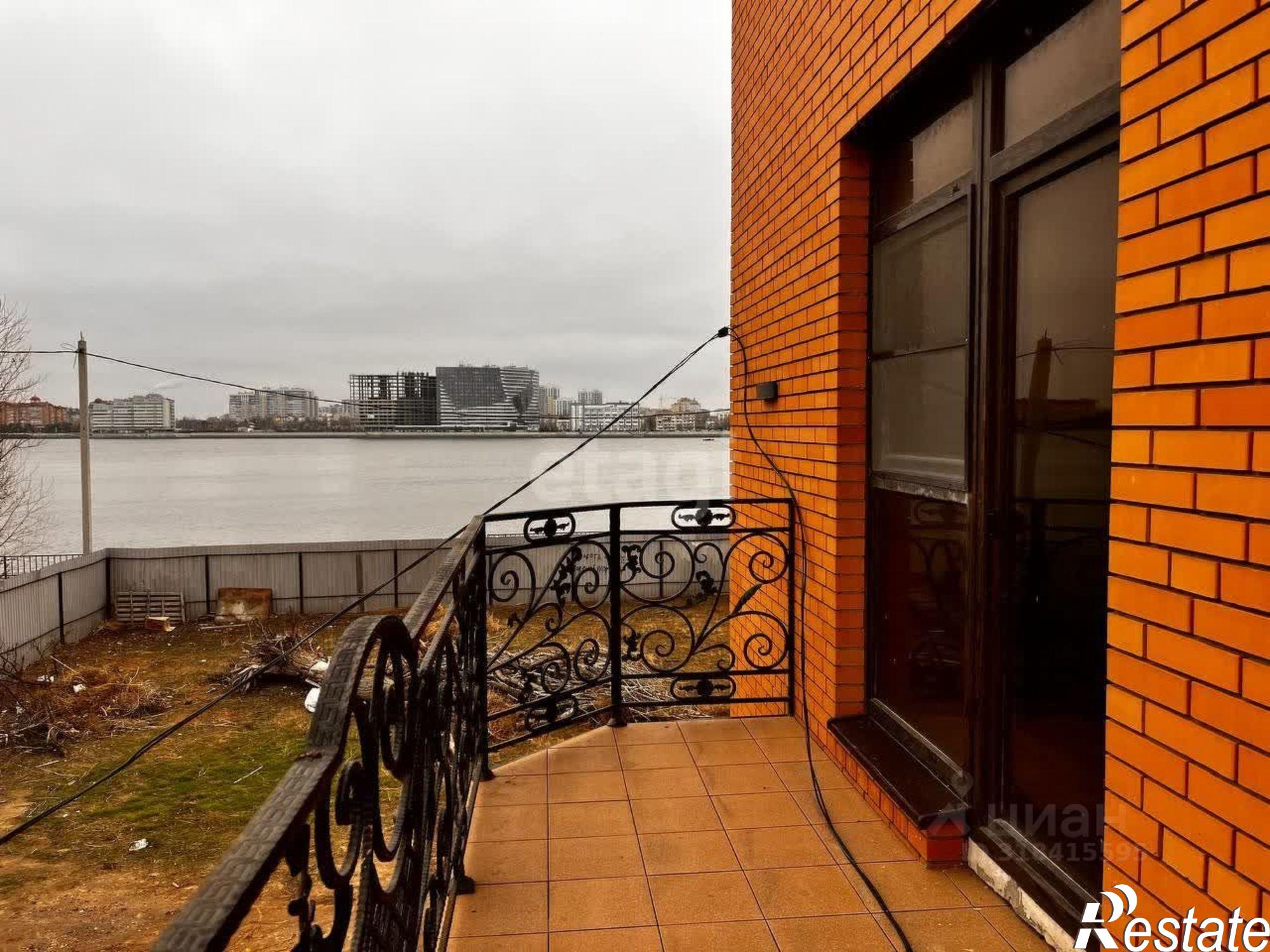 Купить помещение свободного назначения за 49 910 600 рублей на Пеший переулок, 3