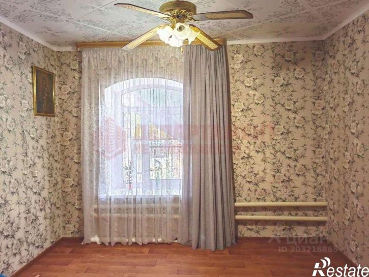 3-комн квартира улица Дантона, 4/49,  д. 4/49