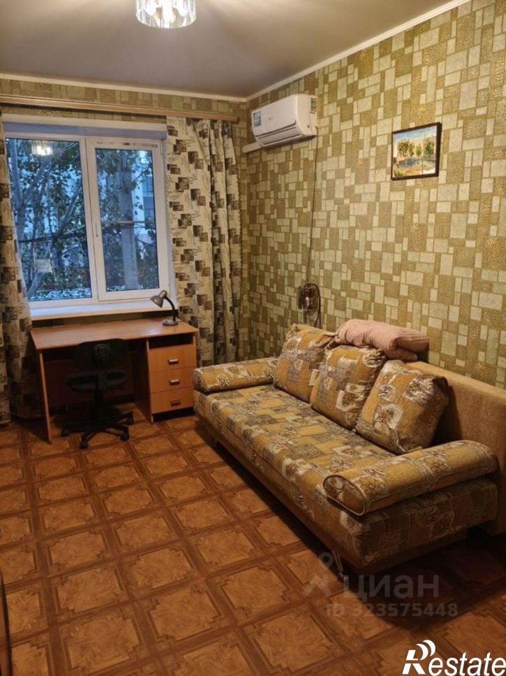 2-комн квартира улица Космонавтов, 18 к3,  д. 18 к3