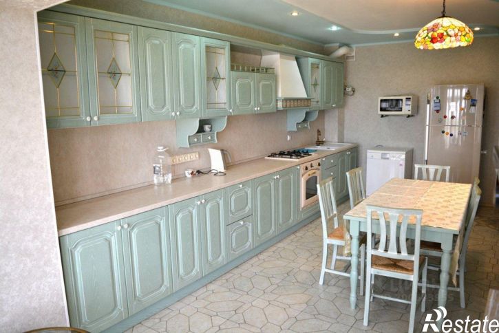 3-комн квартира Астрахань