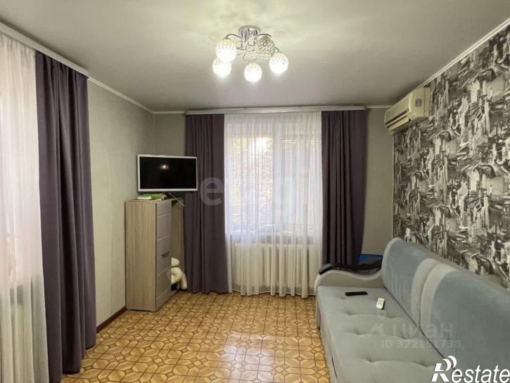 2-комн квартира улица Александрова, 17,  д. 17