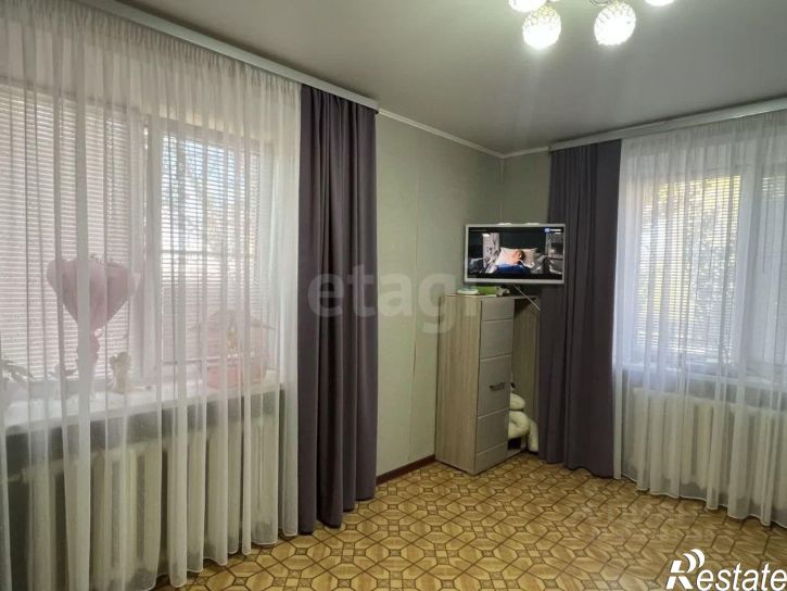 2-комн квартира улица Александрова, 17,  д. 17