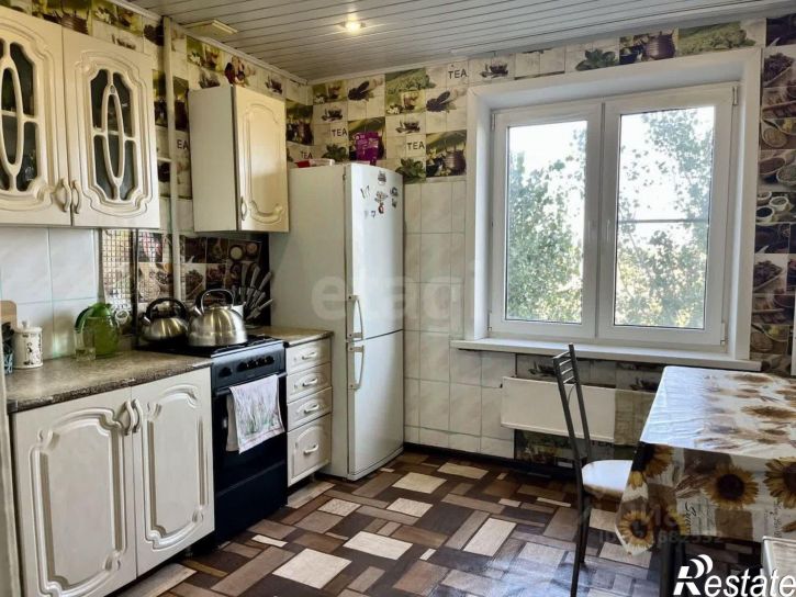 2-комн квартира Звёздная улица, 61,  д. 61