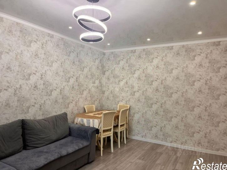 3-комн квартира улица Валерии Барсовой, 15 к4,  д. 15 к4