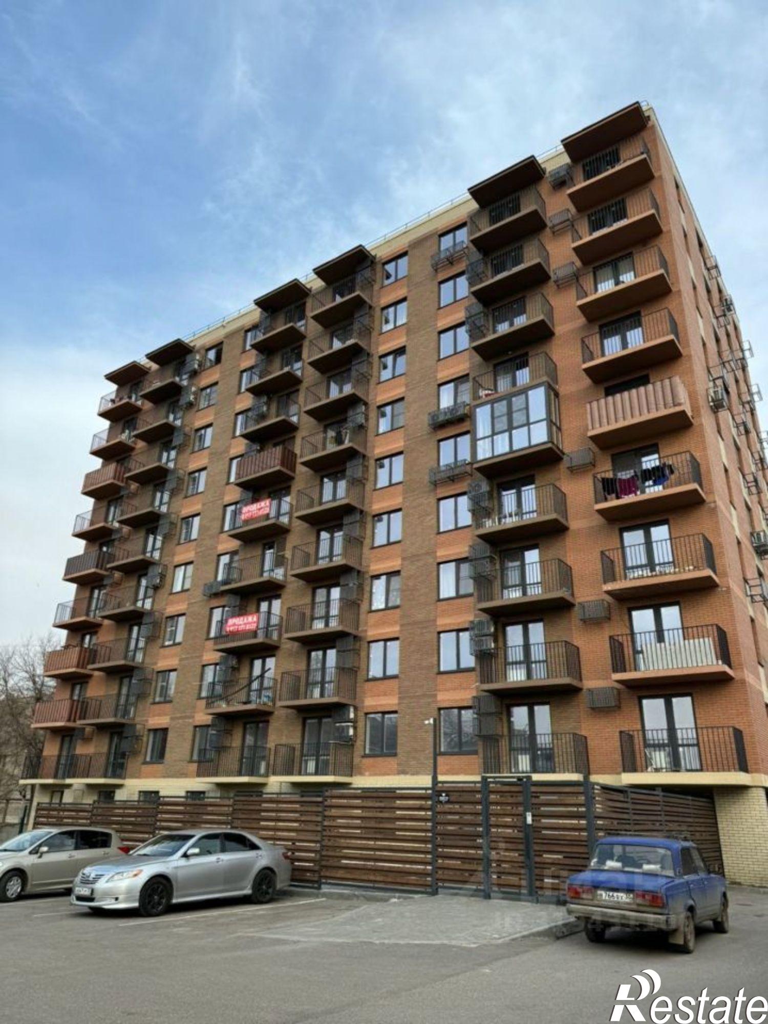 Купить квартиру за 4 150 000 рублей на улица Космонавта Комарова, 59