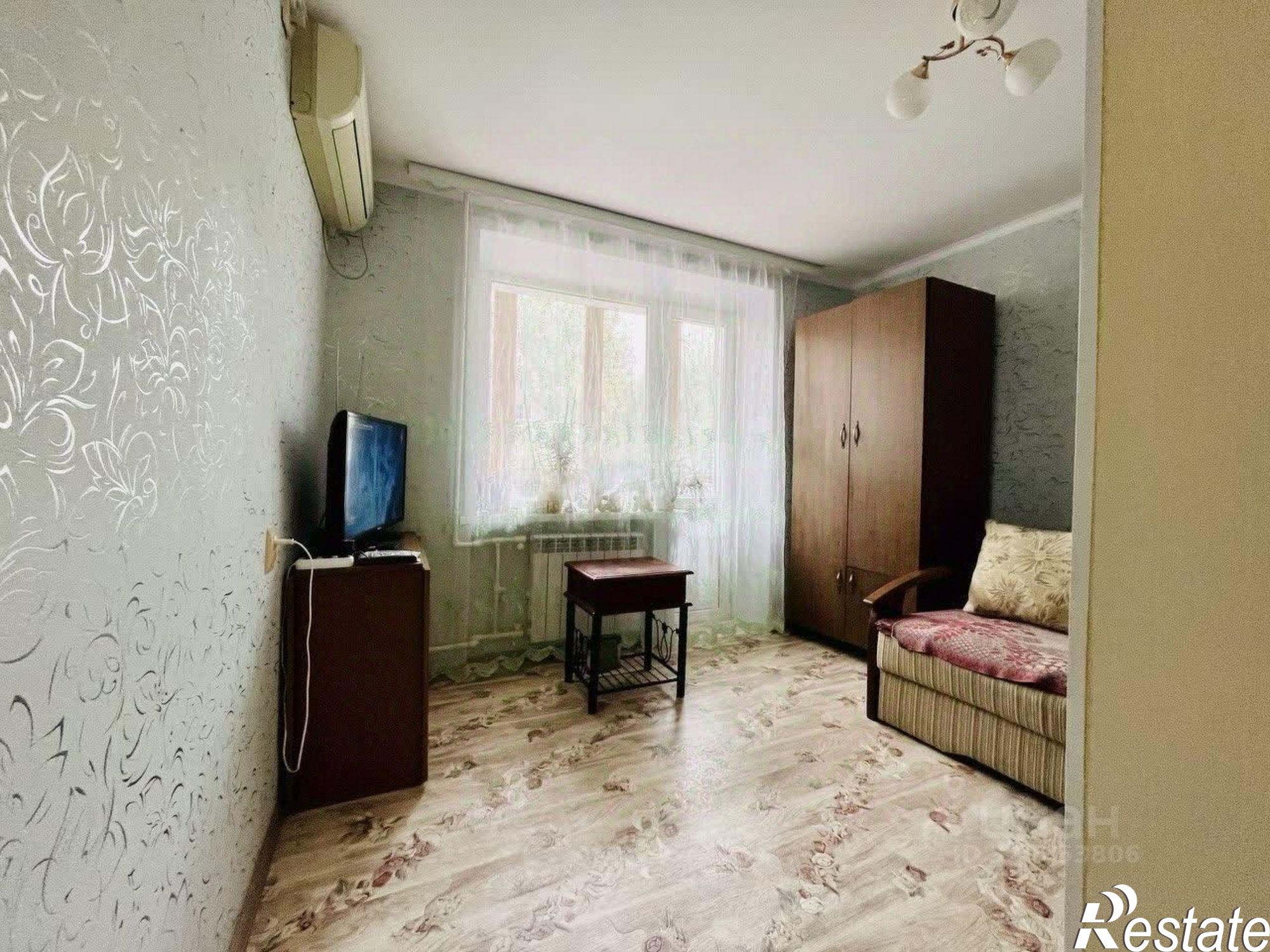 Купить квартиру за 2 000 000 рублей на набережная Казачьего Ерика, 147