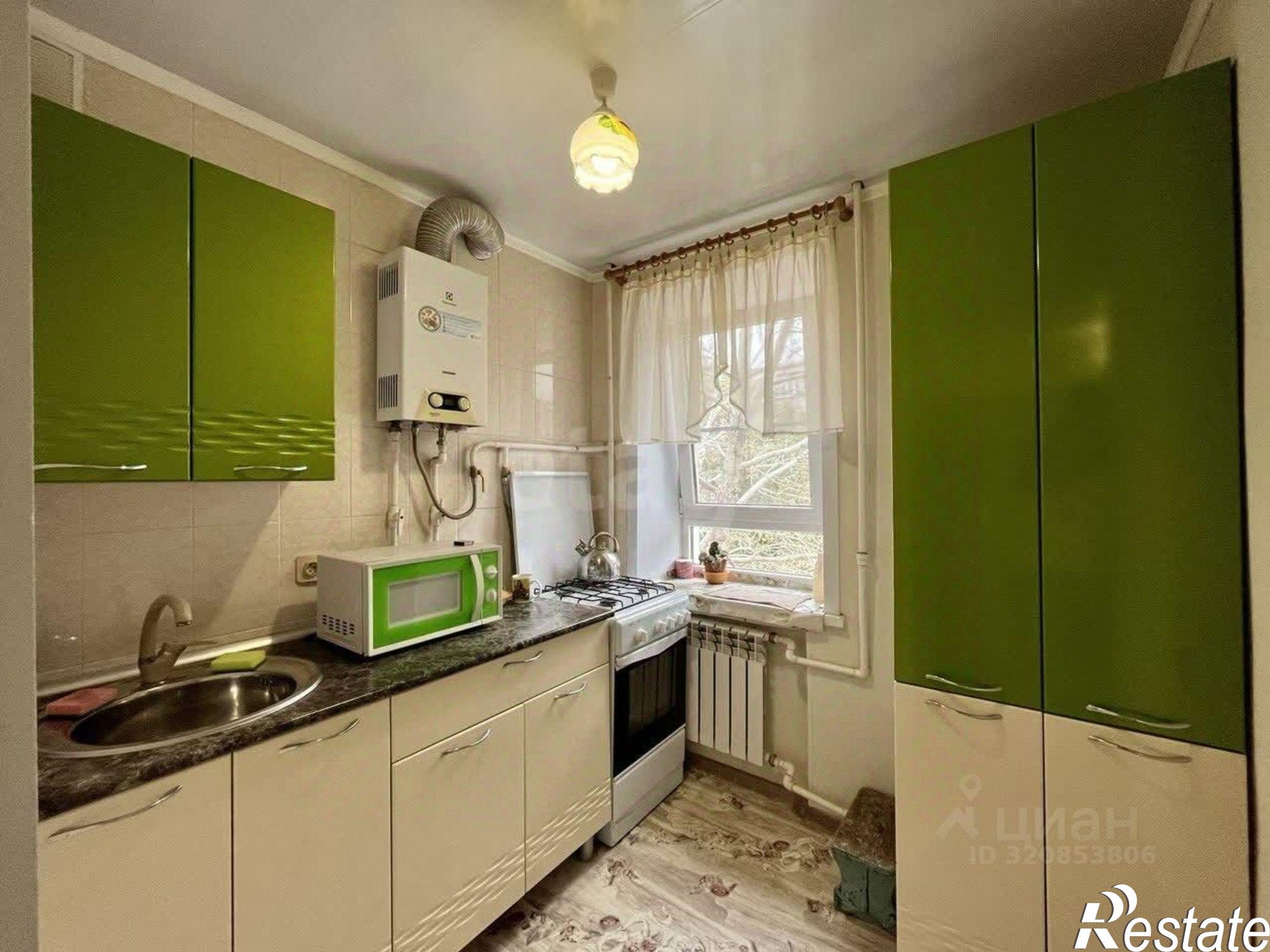 Купить квартиру за 2 000 000 рублей на набережная Казачьего Ерика, 147