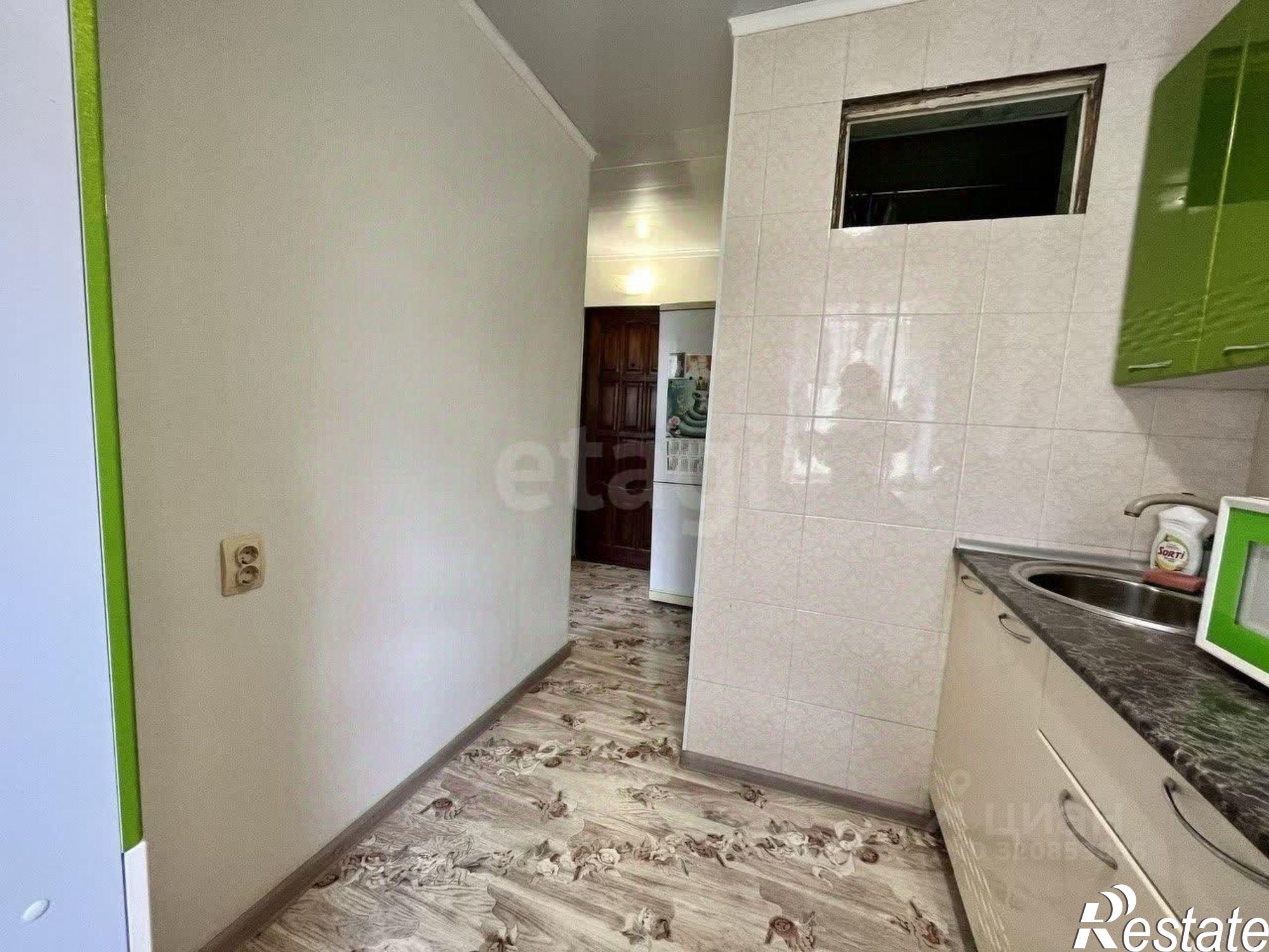 Купить квартиру за 2 000 000 рублей на набережная Казачьего Ерика, 147