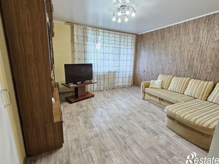 3-комн квартира улица Маркина, 104 к1,  д. 104 к1