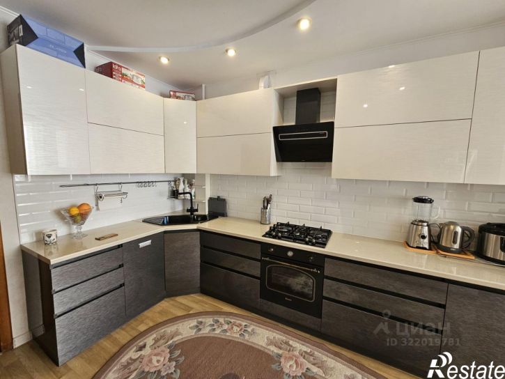 2-комн квартира Астрахань, улица Богдана Хмельницкого, 10к1