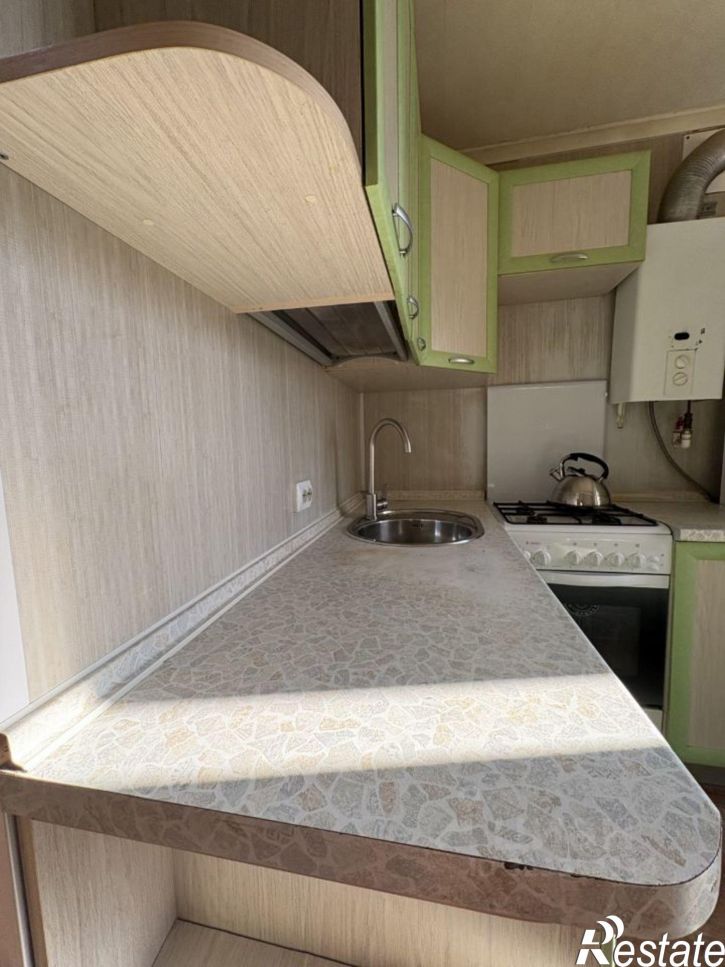 3-комн квартира Астрахань, Боевая улица, 40