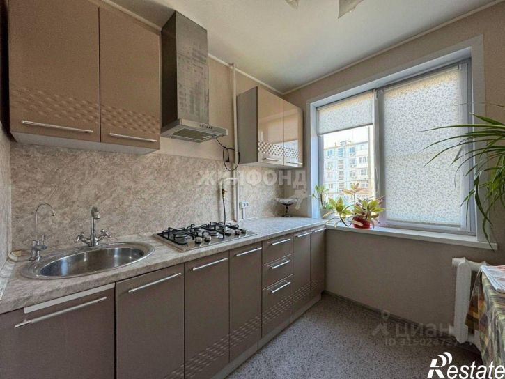 3-комн квартира улица Михаила Луконина, 10,  д. 10