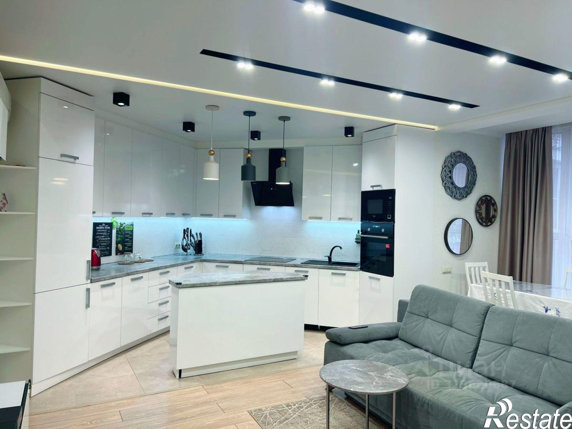 Купить квартиру за 14 000 000 рублей на улица Раскольникова, 12 литЖ/7А