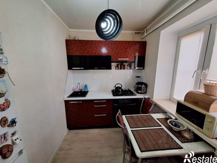 3-комн квартира улица Яблочкова, 19,  д. 19