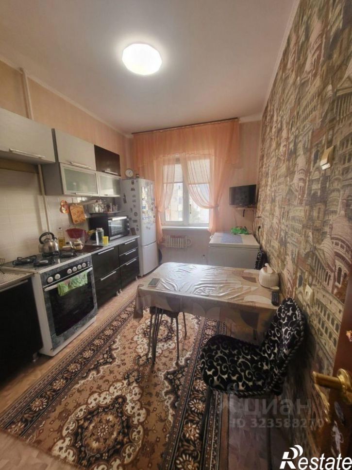 3-комн квартира Жилая улица, 14,  д. 14