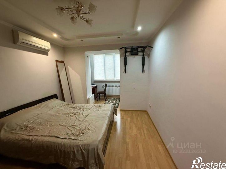 3-комн квартира улица Софьи Перовской, 84,  д. 84