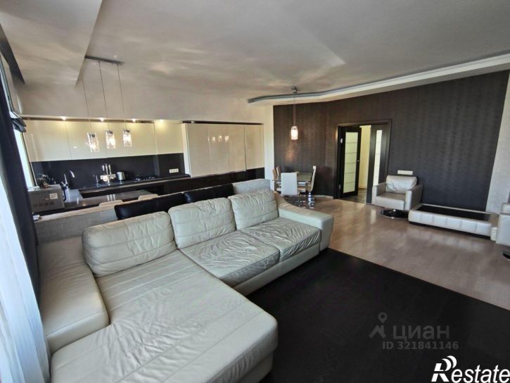 3-комн квартира Астрахань г., Кировский