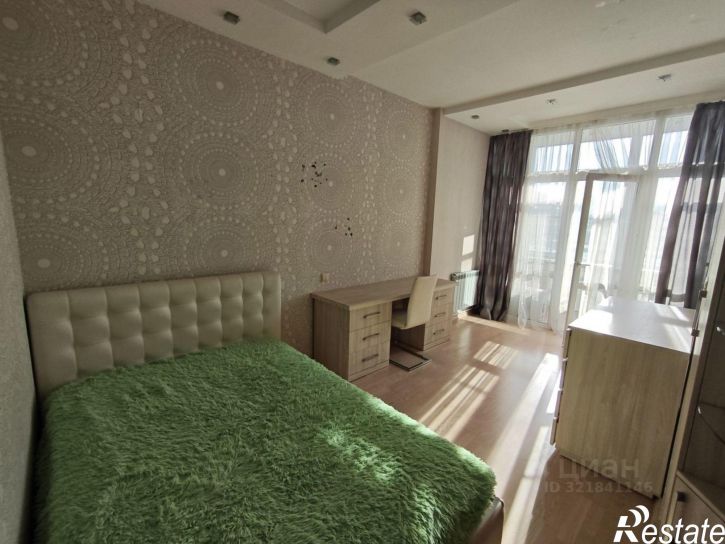 3-комн квартира Астрахань г., Кировский