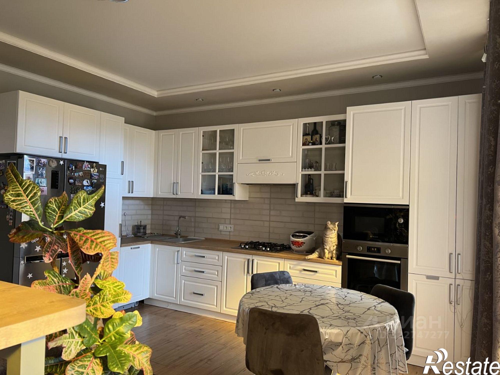 Купить дачу, дом, коттедж за 10 200 000 рублей на Аэропортовский проезд, 62