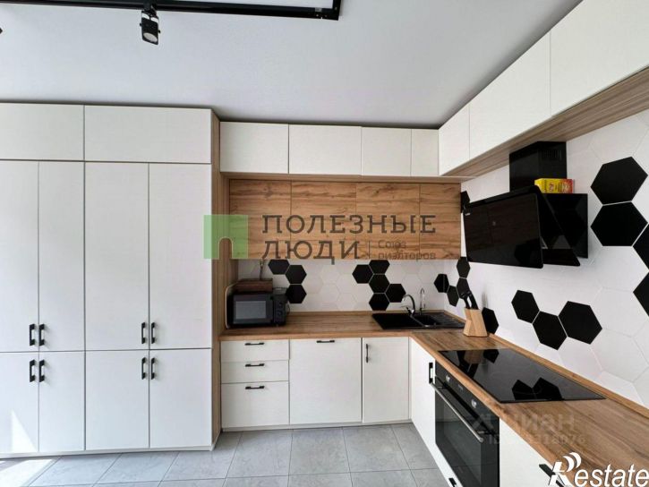 2-комн квартира ул Латышева, 3,  д. 3