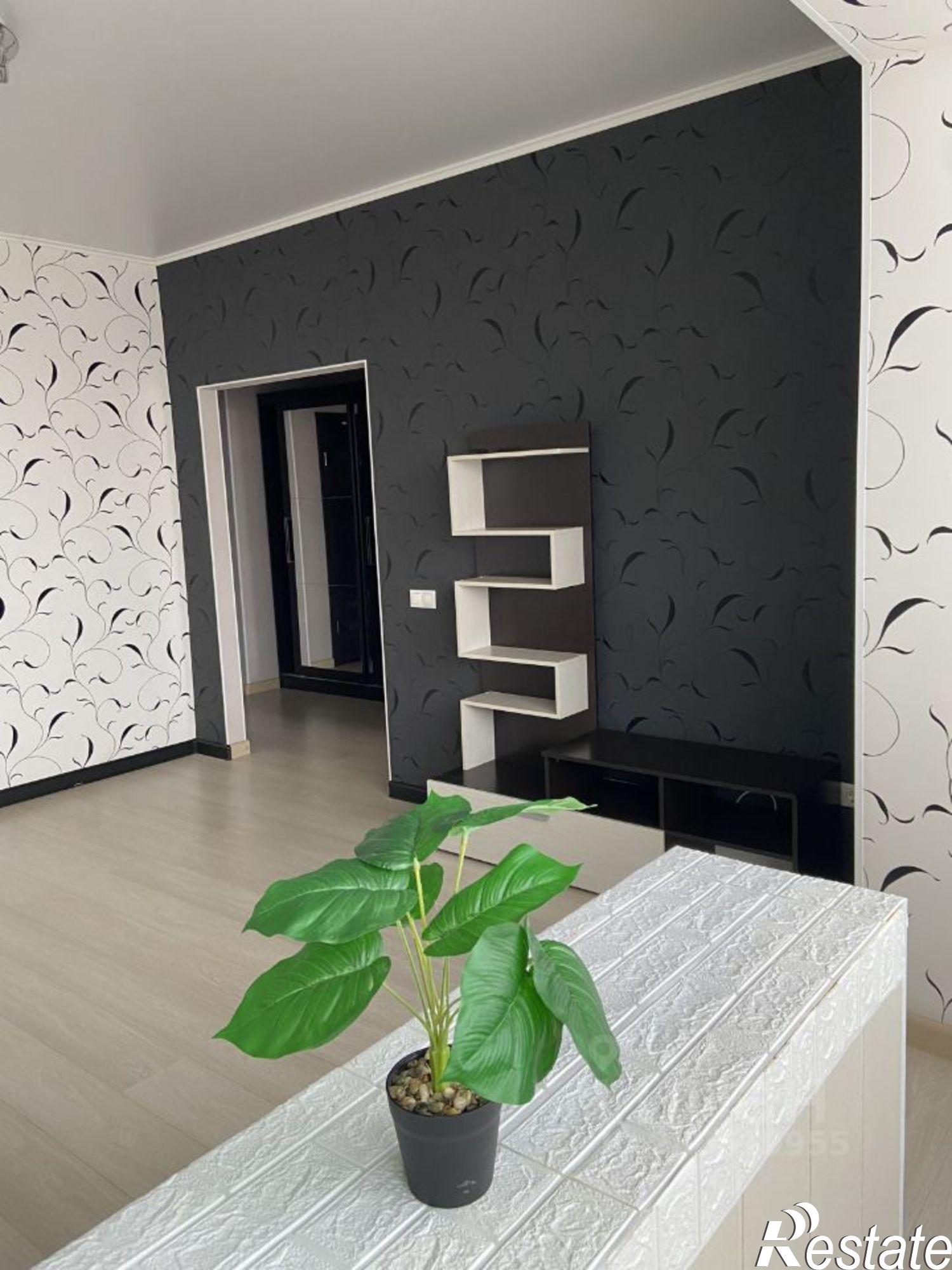 Сдать квартиру за 28 000 рублей на улица Валерии Барсовой, 15 к1