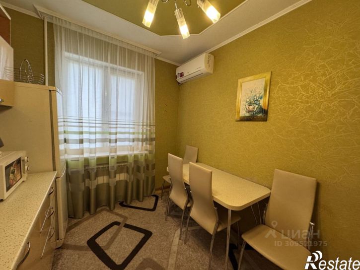 3-комн квартира ул Валерии Барсовой, 14,  д. 14