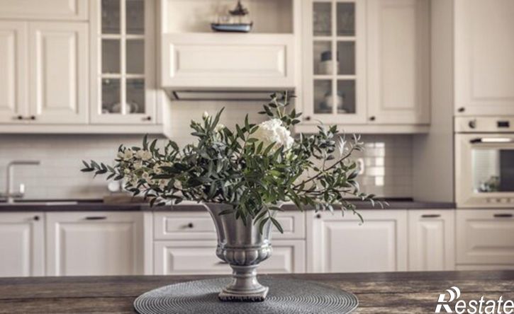 3-комн квартира ул Чугунова, 18/1,  д. 18/1